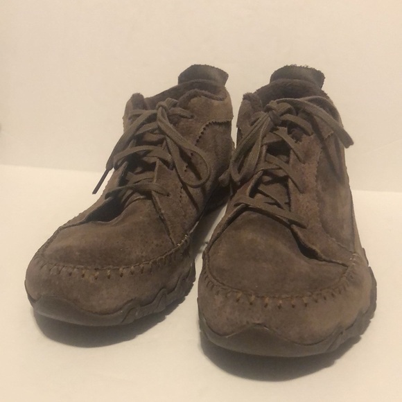 Skechers Women’s Chocolate Brown Bikers-Lineage Leather Suede Chukka Boots - Picture 2 of 9